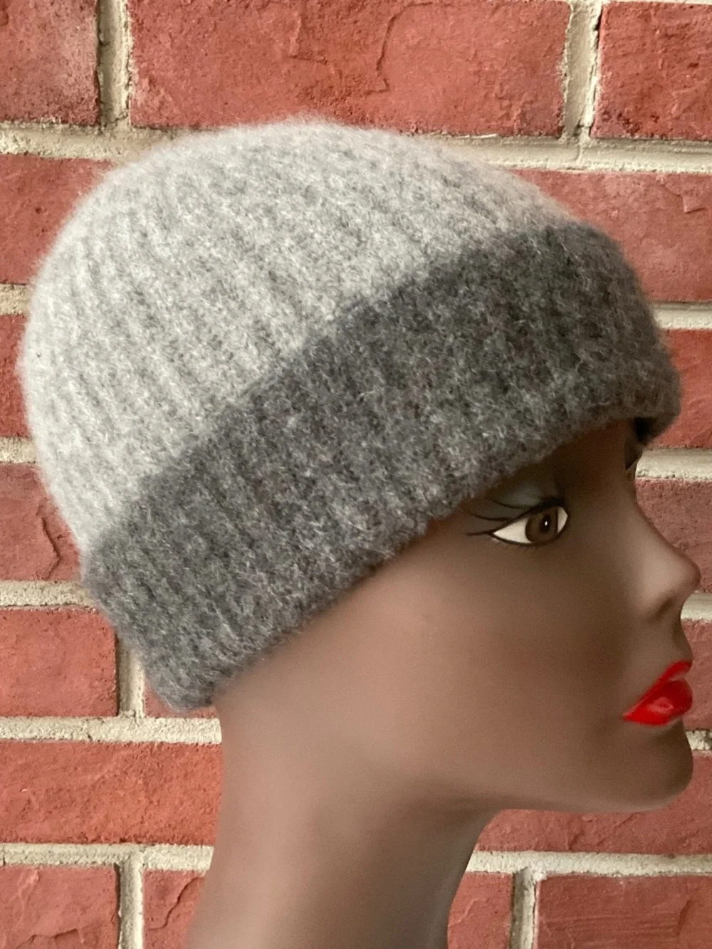 Bloomingdale’s Men’s Ribbed Grey Cashmere Cuff Hat O/S NEW